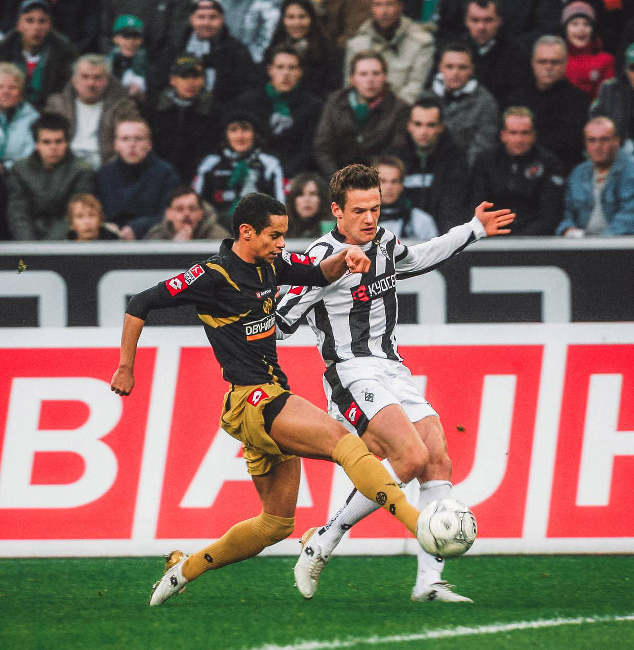 关于沙尔克将在对阵门兴格拉德巴赫的比赛中夺胜的信息