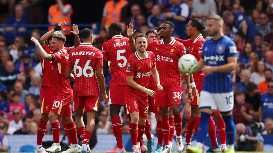 关于巴黎圣日耳曼新援表现抢眼，球队整体实力得到提升的信息