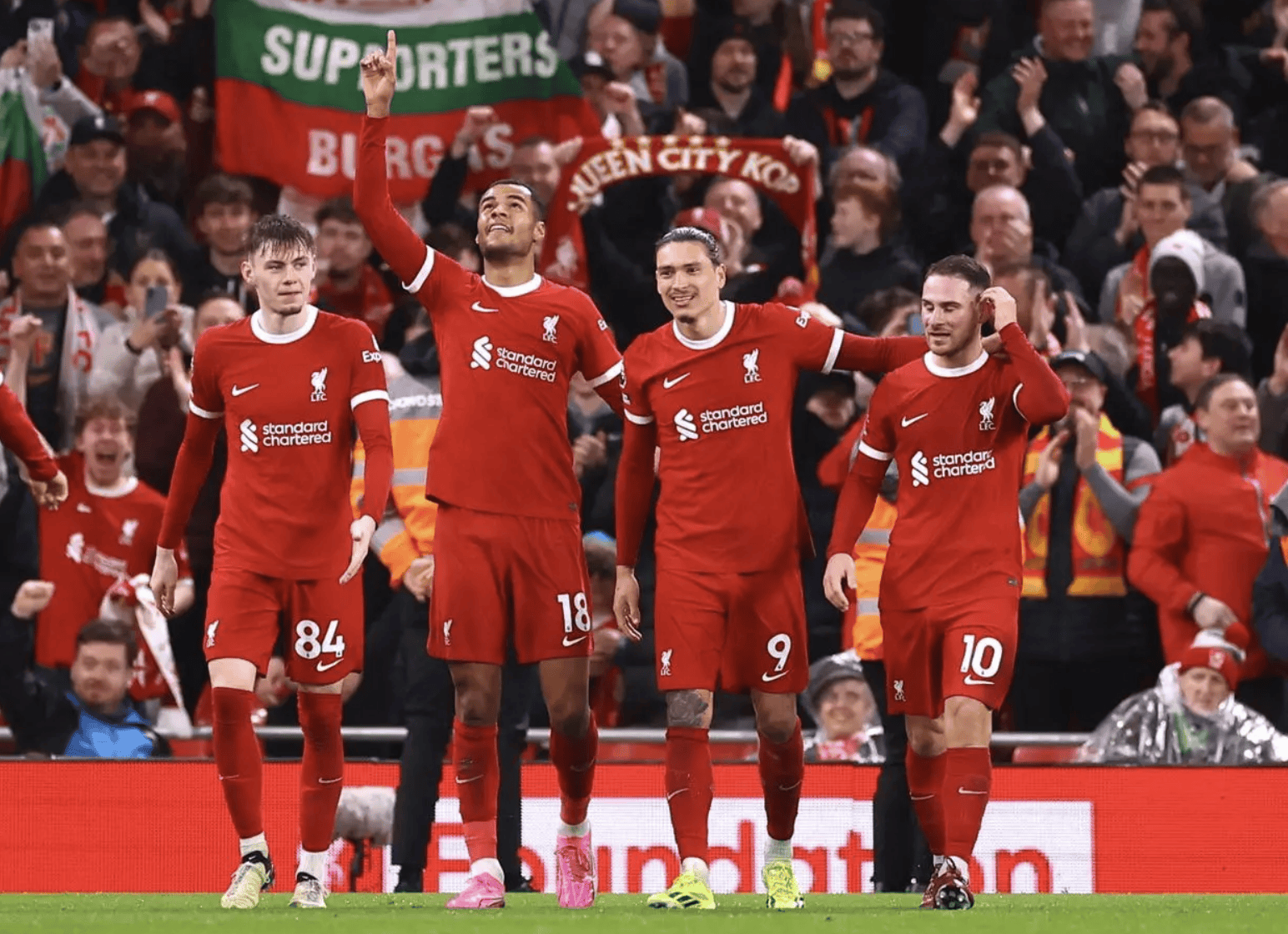 包含利物浦击败切尔西晋级英超前四！的词条