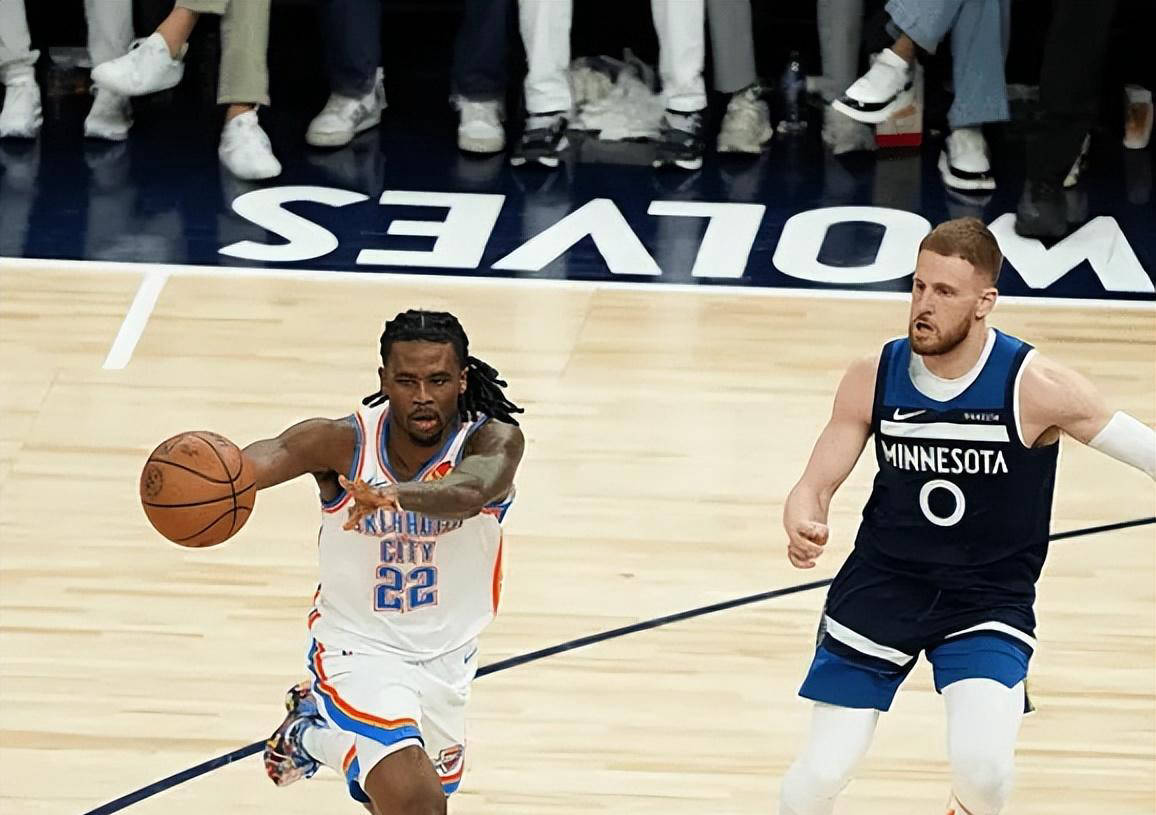 开云体育app-森林狼球队全员投入训练，迎战艰难的简单介绍