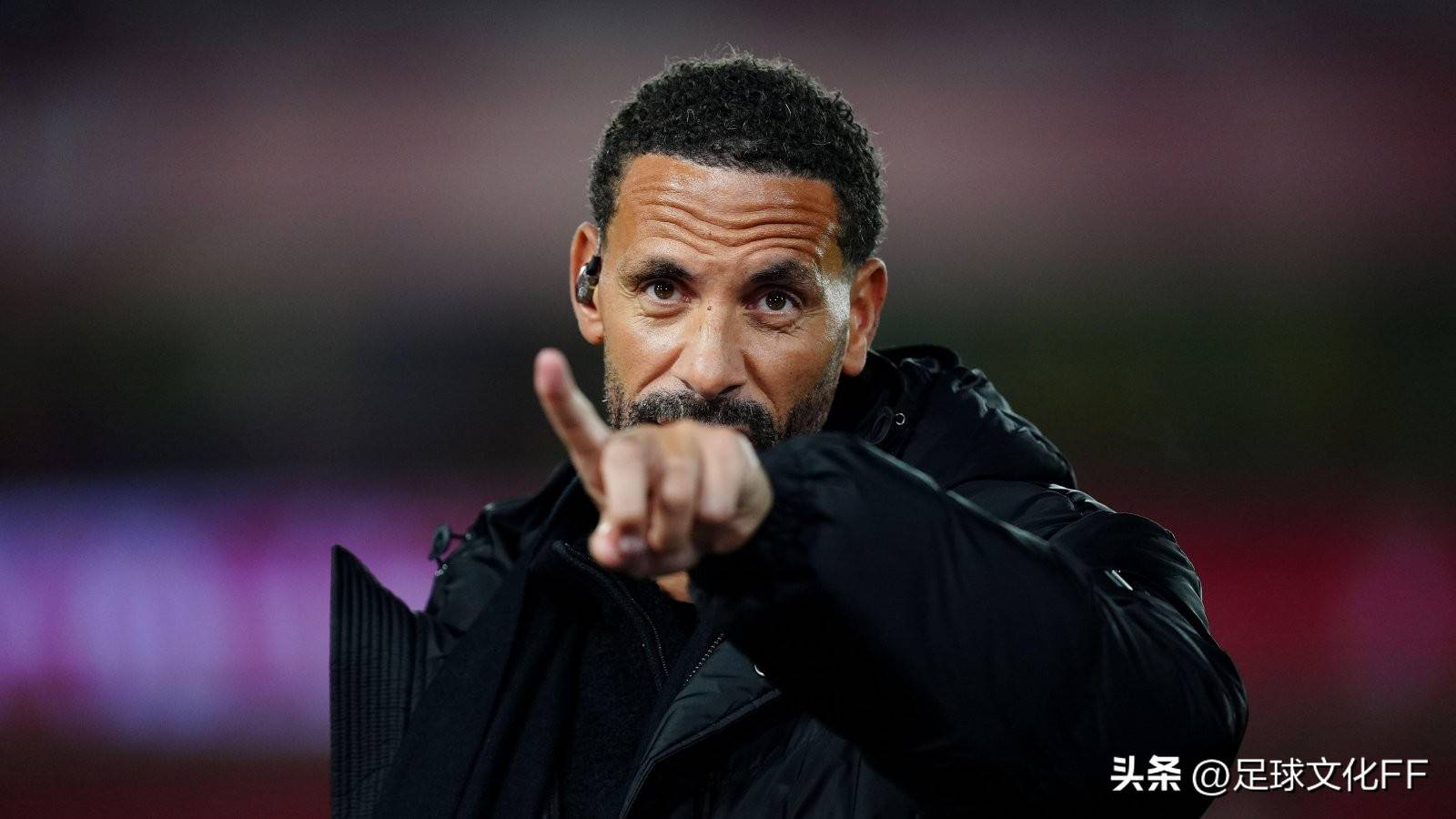 紧张比赛即将开始,球员将一较高下 紧张比赛即将开始,球员将一较高下