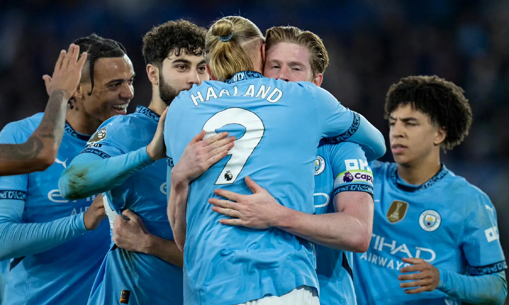 开云体育登录入口-莱斯特城意外不敌，球迷失望不已