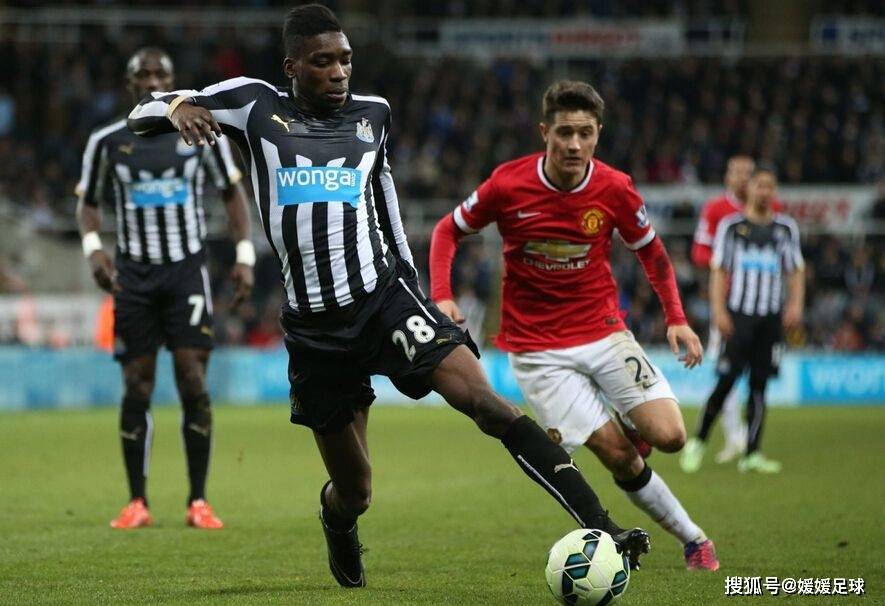 包含比利亚雷亚尔客场击败皇家社会,豪取三分的词条 包含比利亚雷亚尔客场击败皇家社会,豪取三分的词条