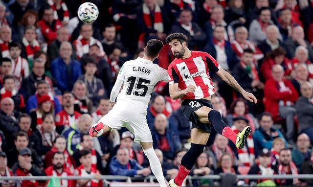 包含阿尔梅里亚在比赛中一路领先,稳扎稳打取胜的词条 包含阿尔梅里亚在比赛中一路领先,稳扎稳打取胜的词条