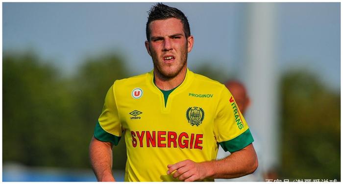 包含卡昂客场告捷，积分榜排名上升的词条