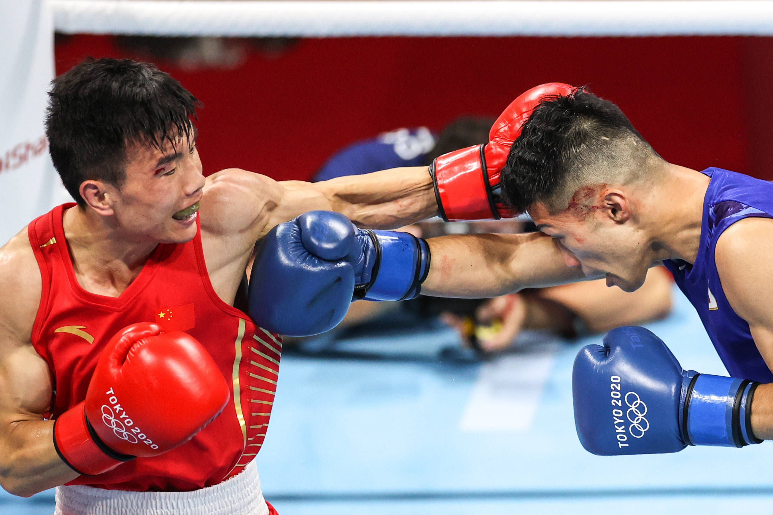 开云体育在线登录-拳击比赛结果揭晓：拳手实力势均力敌的简单介绍