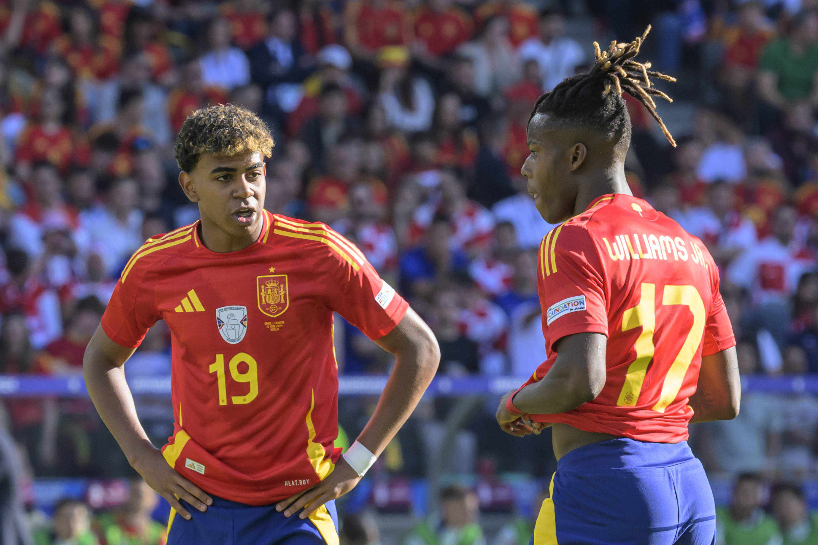 关于西班牙篮球联赛激烈角逐,年轻新秀崭露头角的信息 关于西班牙篮球联赛激烈角逐,年轻新秀崭露头角的信息