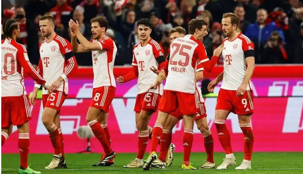 开云体育入口-关于拜仁慕尼黑球迷热情备战下一场比赛的信息