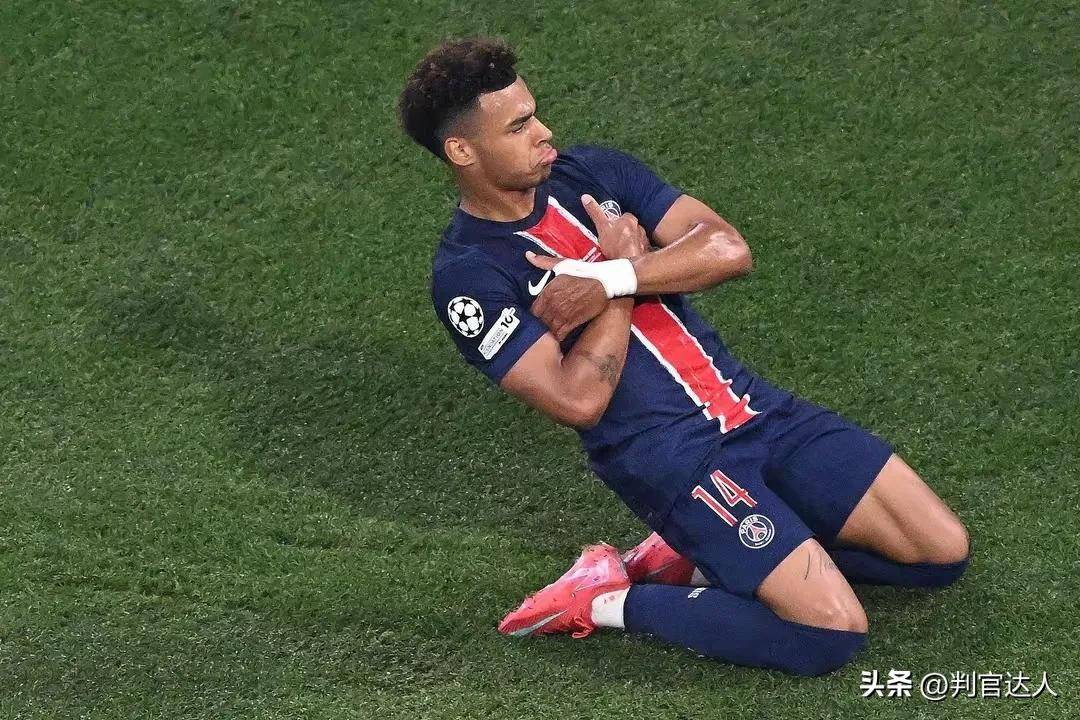 开云体育官网-巴黎圣日耳曼前锋刷爆纪录，攻势如破竹令对手绝望的简单介绍