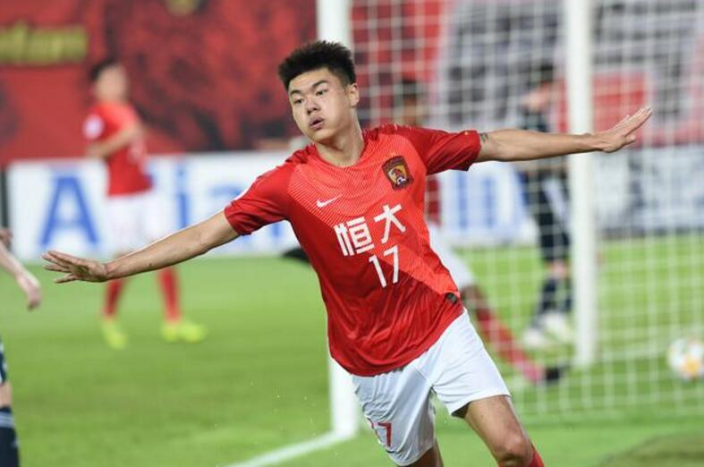 广西恒大主场大胜，连续取得胜利