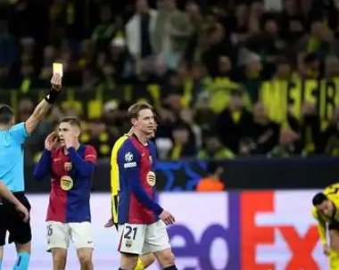 开云体育官网入口-巴萨遭遇淘汰，遗憾告别欧洲赛场