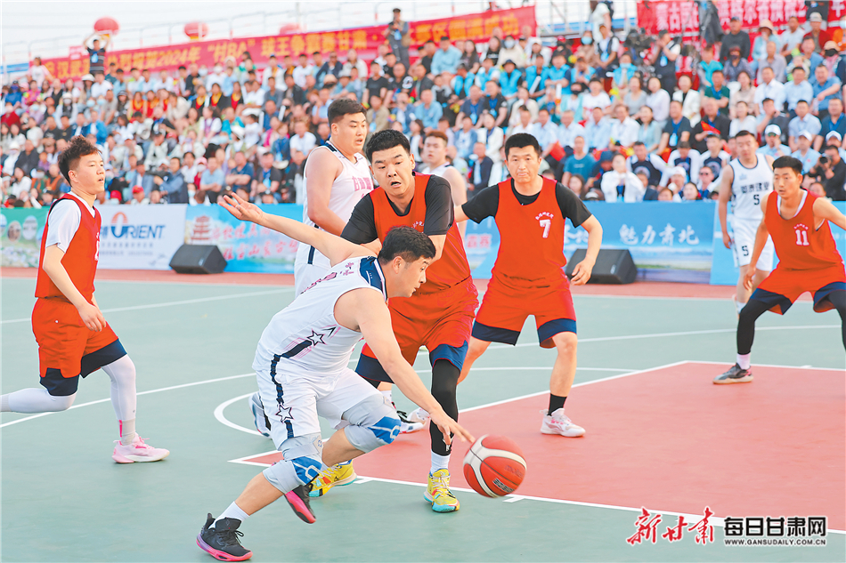 职业篮球联赛掀起激情篮球狂欢