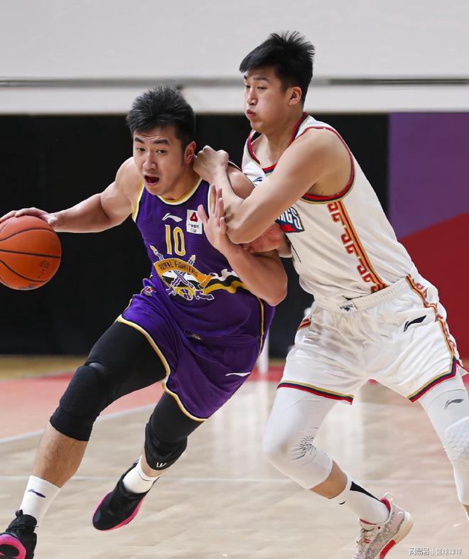 开云体育官网-包含强队展现统治力，令人期待接下来的表现的词条