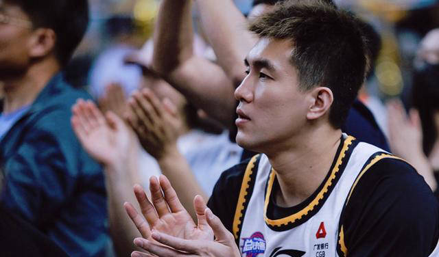 包含强队展现统治力，令人期待接下来的表现的词条