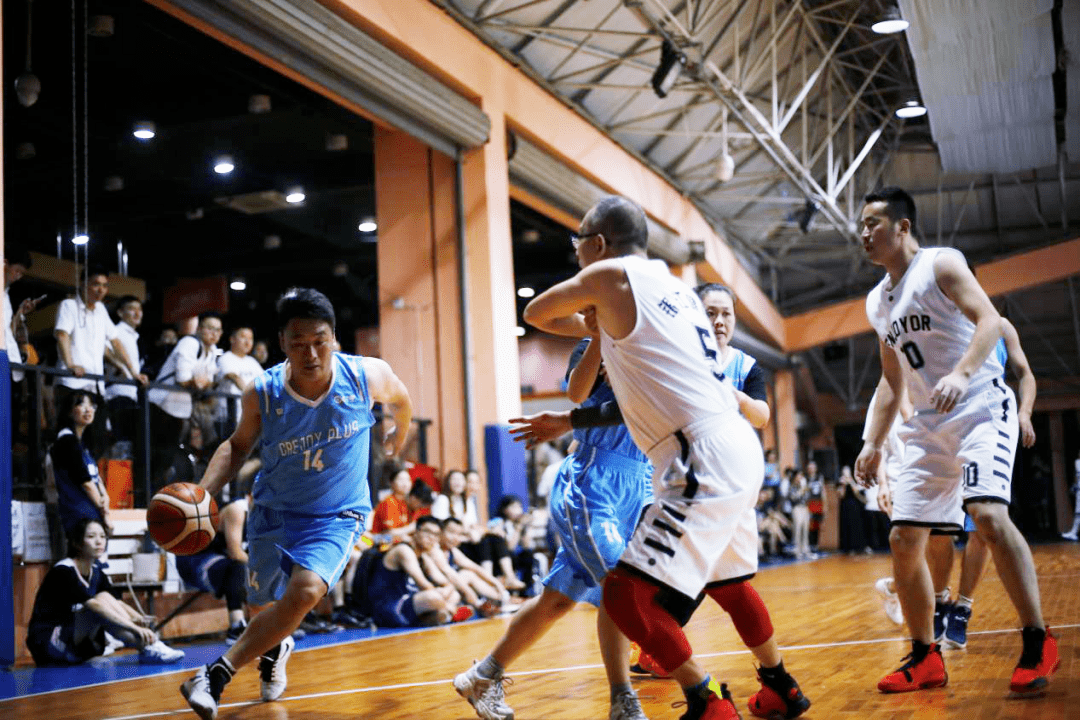 美洲篮球锦标赛展开激烈角逐,胜者晋级 美洲篮球锦标赛展开激烈角逐,胜者晋级